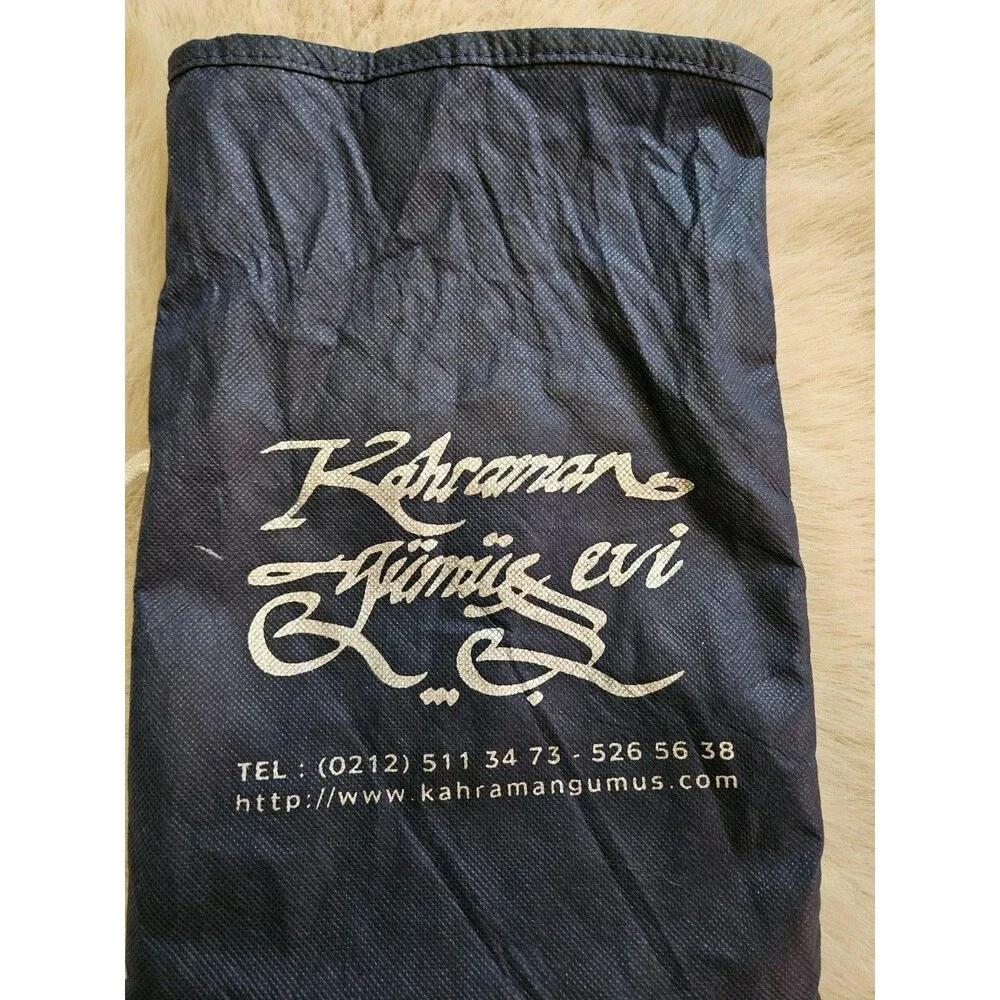 Kahramangumus comes original